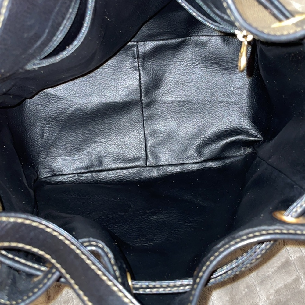 Vintage bucket Fendi Black and Brown Striped Bag - Picture 8 of 15